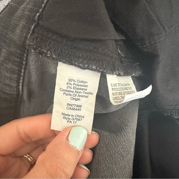 Madewell Cali Demi Boot Black Denim Bootcut Ankle Jeans Bayland Wash Raw Hem 27 - Picture 8 of 8